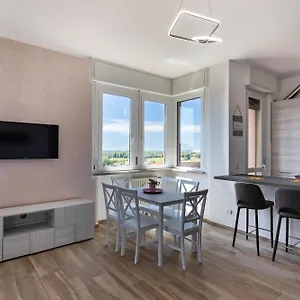 Borgo Milano Penthouse - With Parking , Verona Italia
